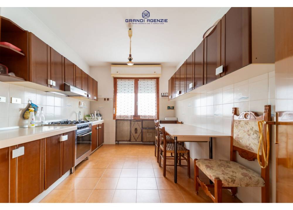 Vendita Appartamento a Parma quadrilocale CENTRO TORRI di 114 mq